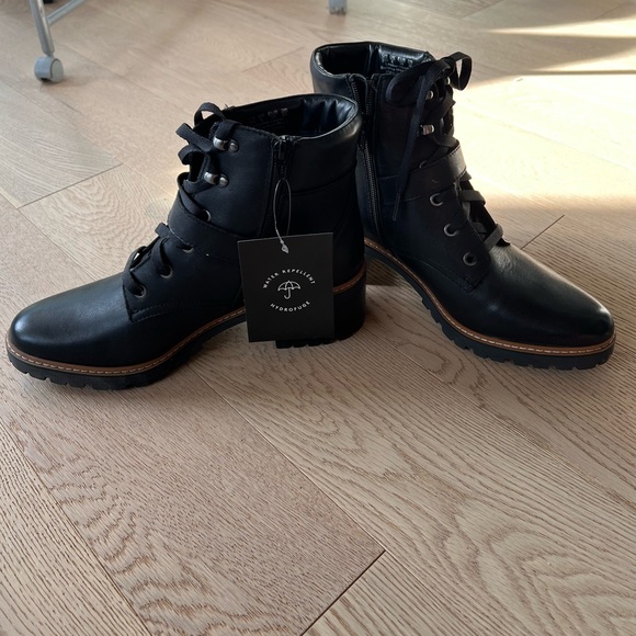 Brand new Naturalizer heeled lug sole waterproof boots boots size 9 - Picture 3 of 3